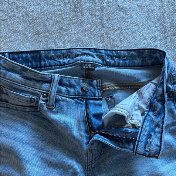 Men's American Eagle Light Wash Skinny Jeans - Picture 7 of 12